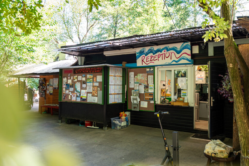 Rezeption ElbeCamp